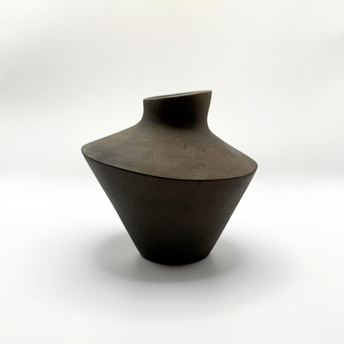 Slant Pot No. 28 by Suann Davin